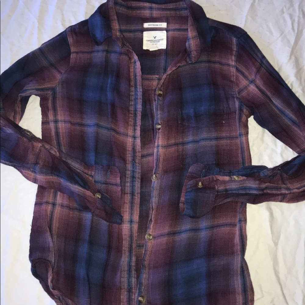 American Eagle Button Down